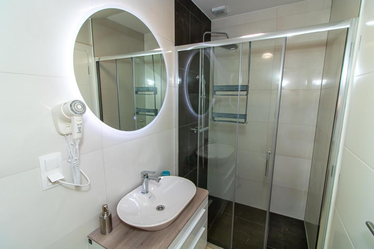 Luxury Apartments Iris Mostar Exterior foto