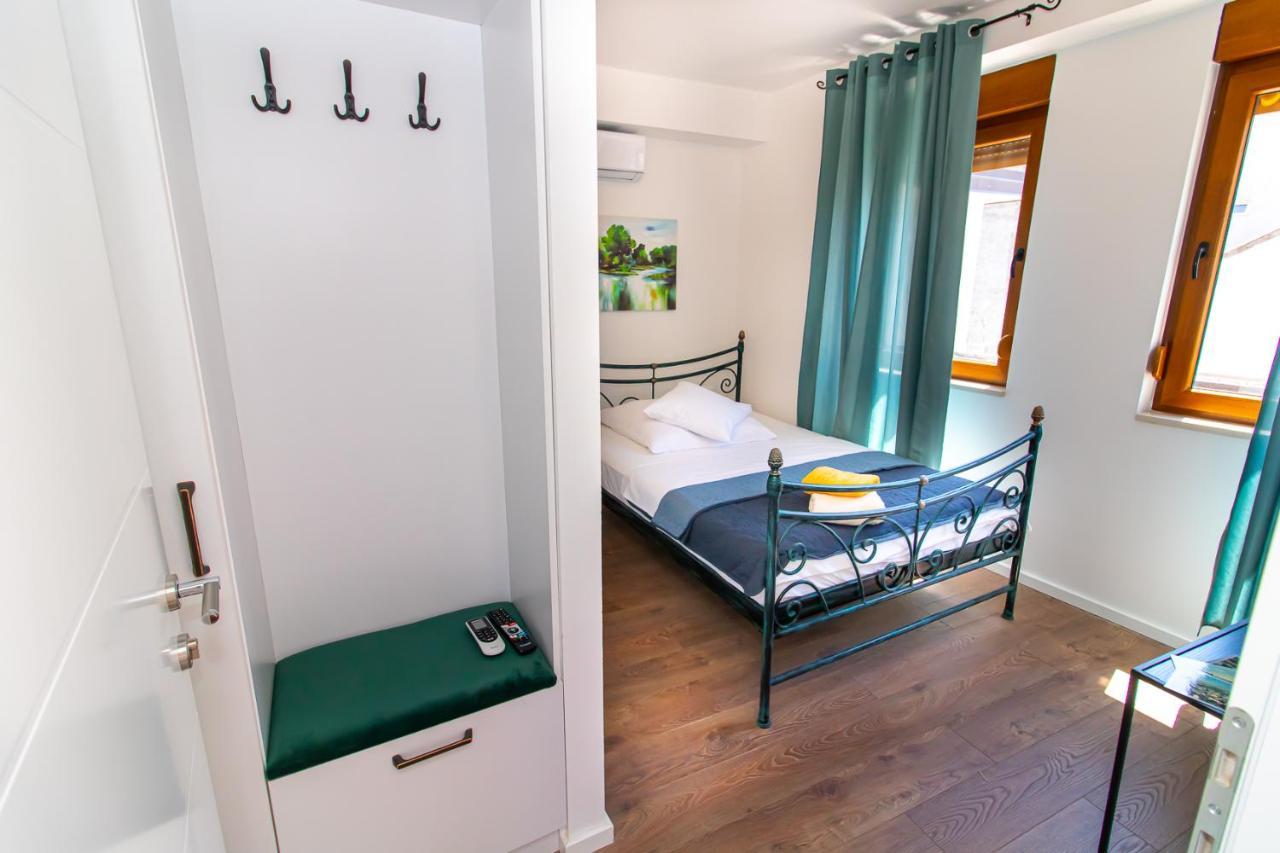 Luxury Apartments Iris Mostar Exterior foto